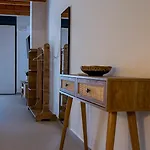 Drys Mekoynida Apartment *