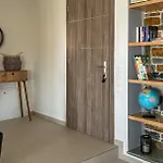 Drys Mekoynida Apartment