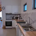Drys Mekoynida Apartment
