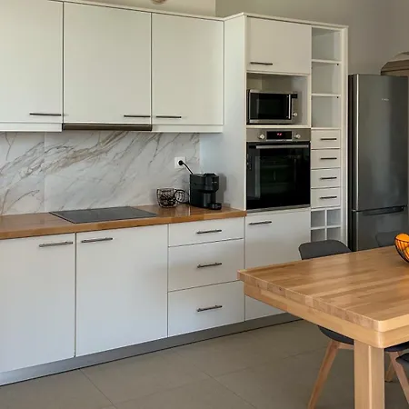 Apartment Drys Mekoynida *