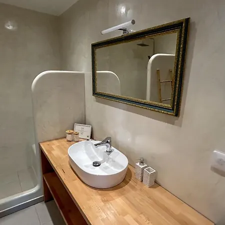 Drys Mekoynida Apartment