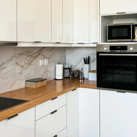 Apartment Drys Mekoynida